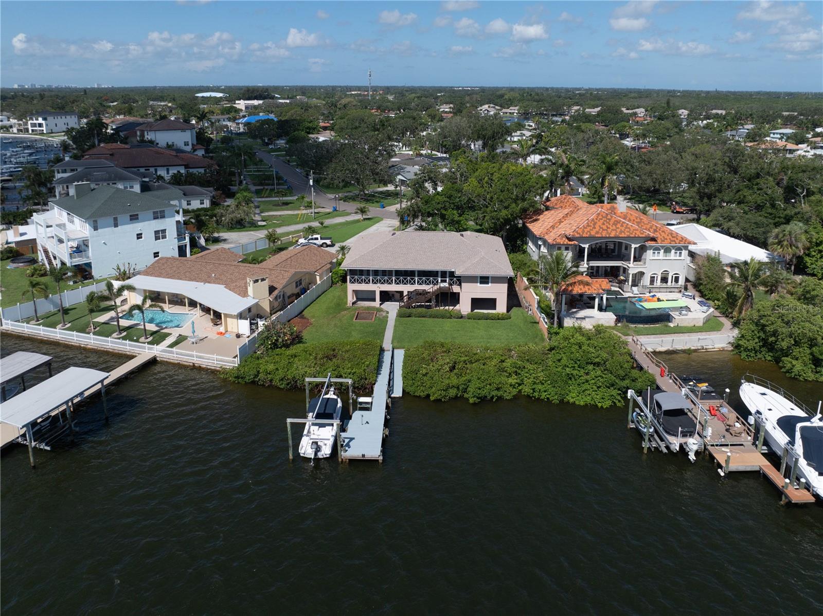 SHORE ACRES BAYOU GRANDE SEC - Residential