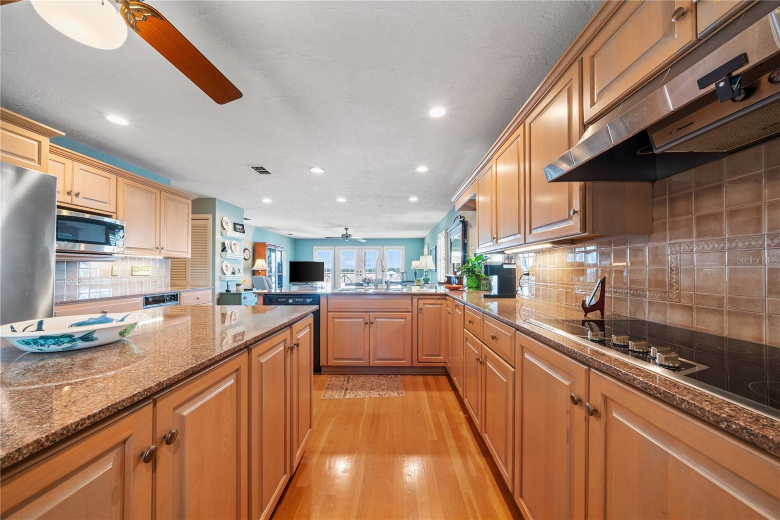 SHORE ACRES BAYOU GRANDE SEC - Residential