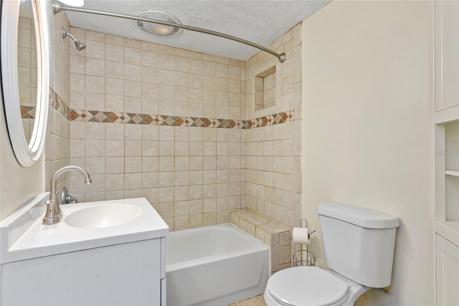 CRYSTAL LAKE WINTER HOMES - Residential