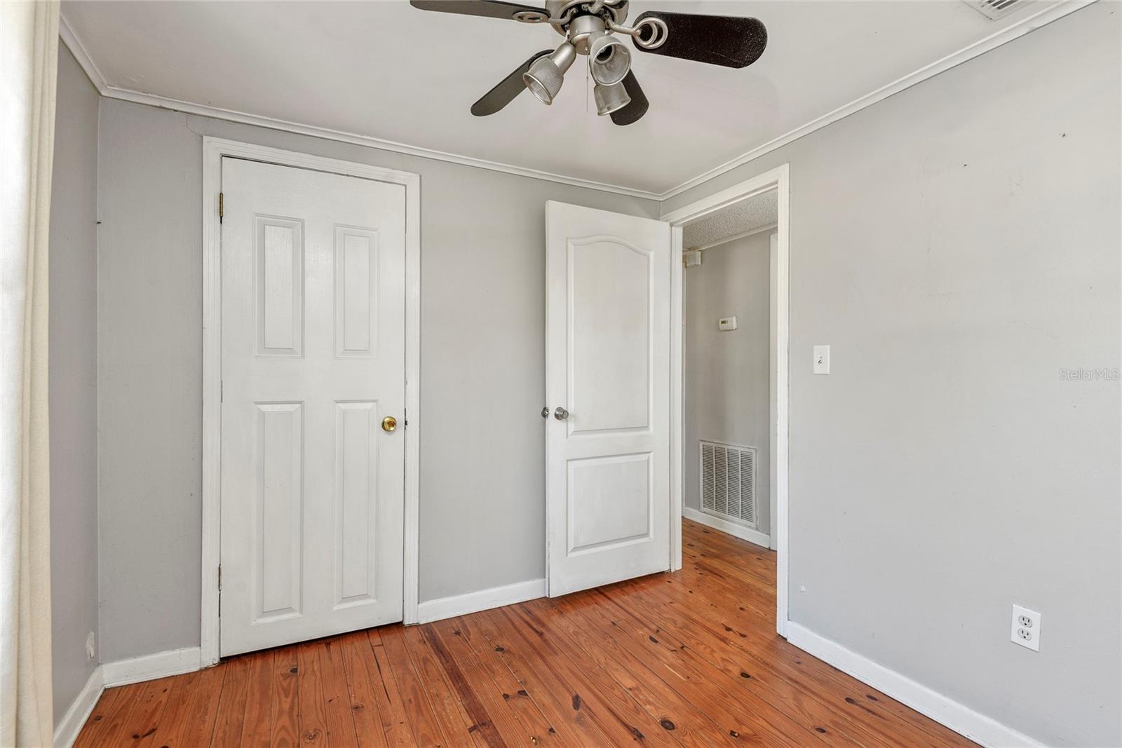 CRYSTAL LAKE WINTER HOMES - Residential