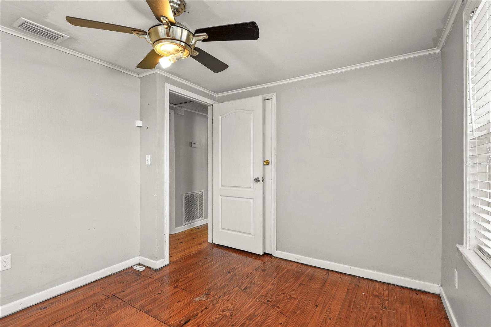 CRYSTAL LAKE WINTER HOMES - Residential