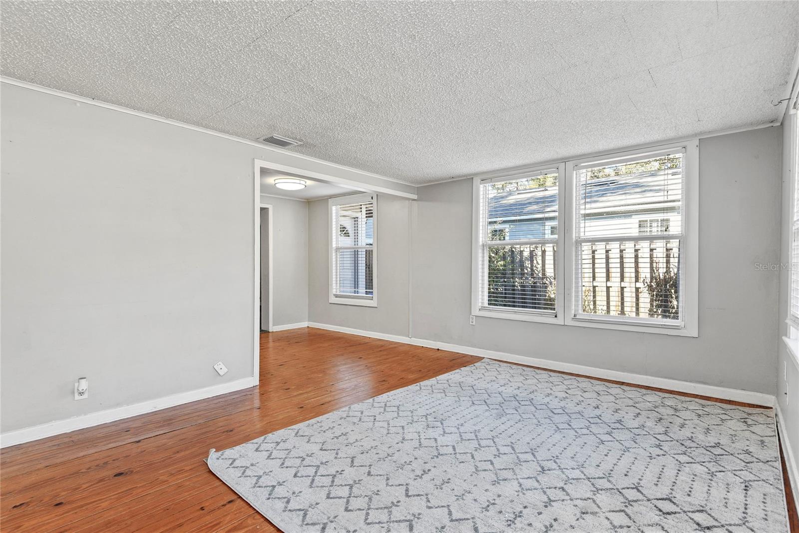 CRYSTAL LAKE WINTER HOMES - Residential