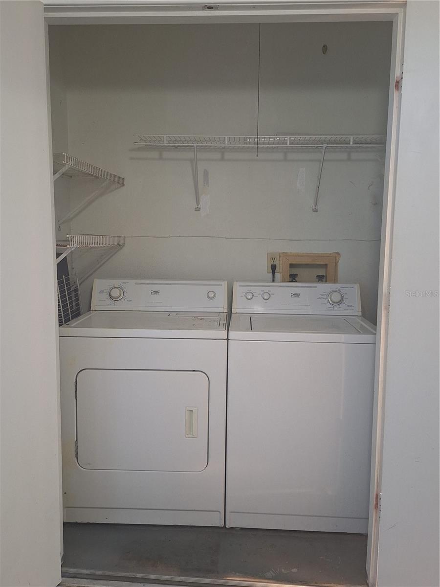 TOWNHOMES OF COUNTRYSIDE - Residential Lease