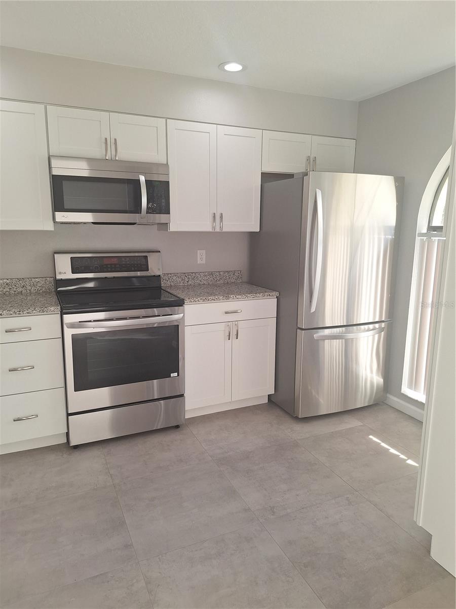 TOWNHOMES OF COUNTRYSIDE - Residential Lease