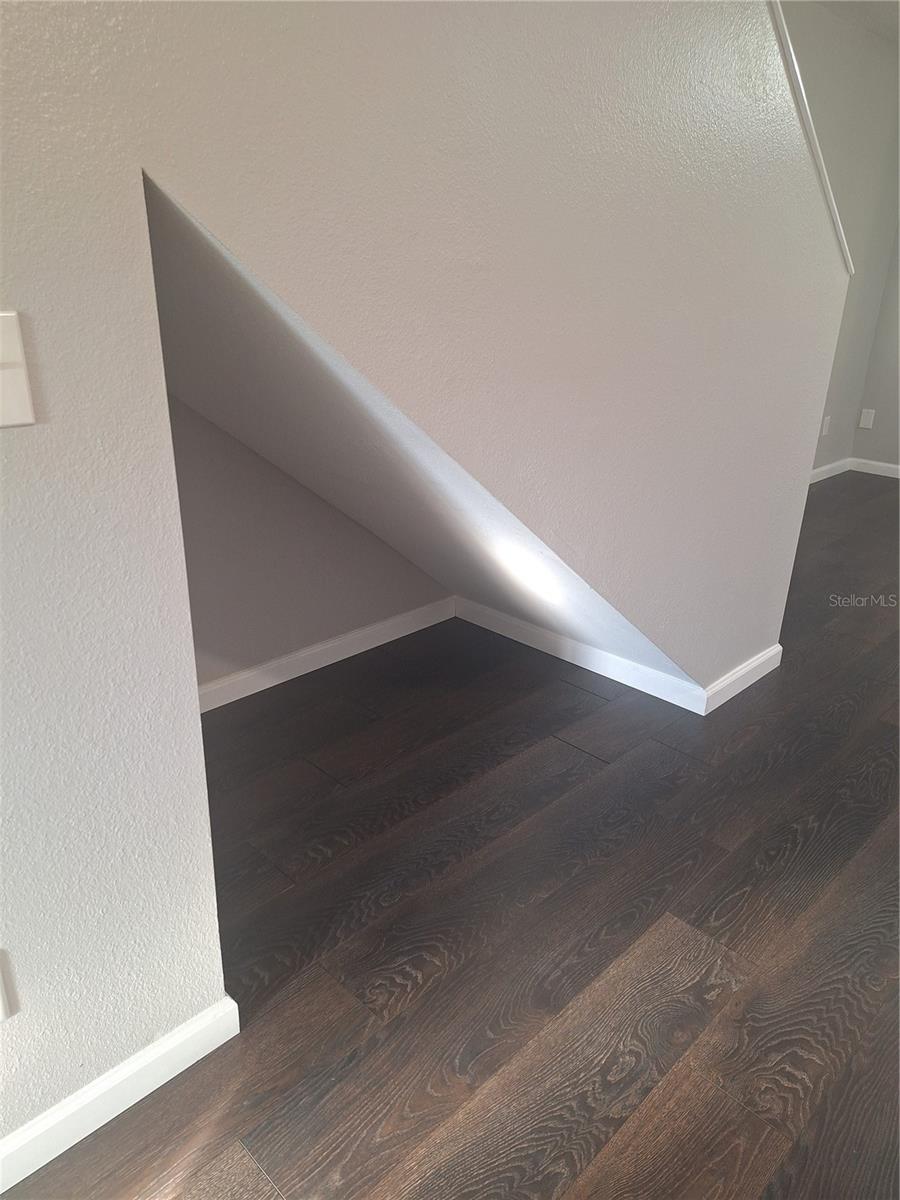 TOWNHOMES OF COUNTRYSIDE - Residential Lease