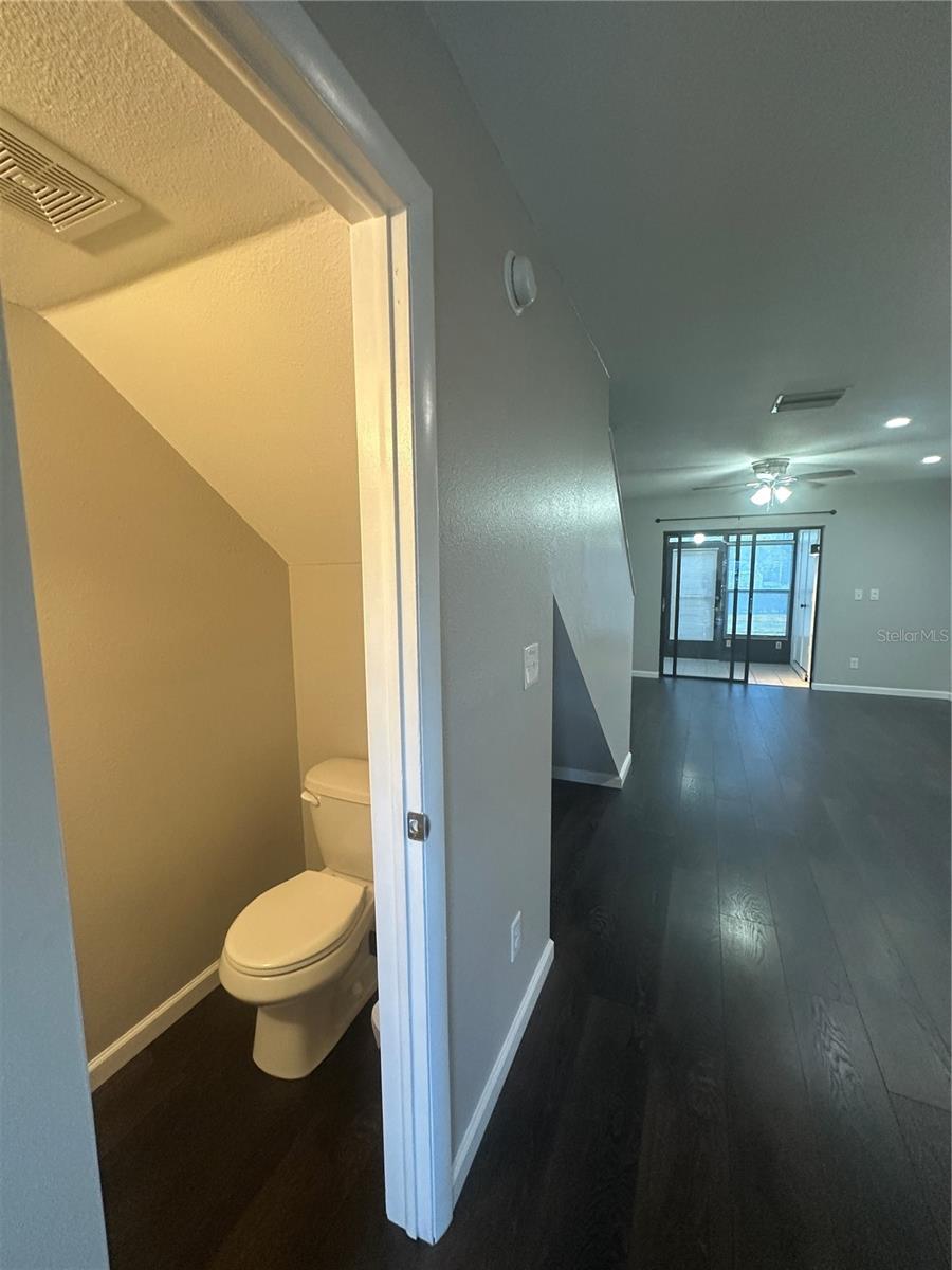 TOWNHOMES OF COUNTRYSIDE - Residential Lease