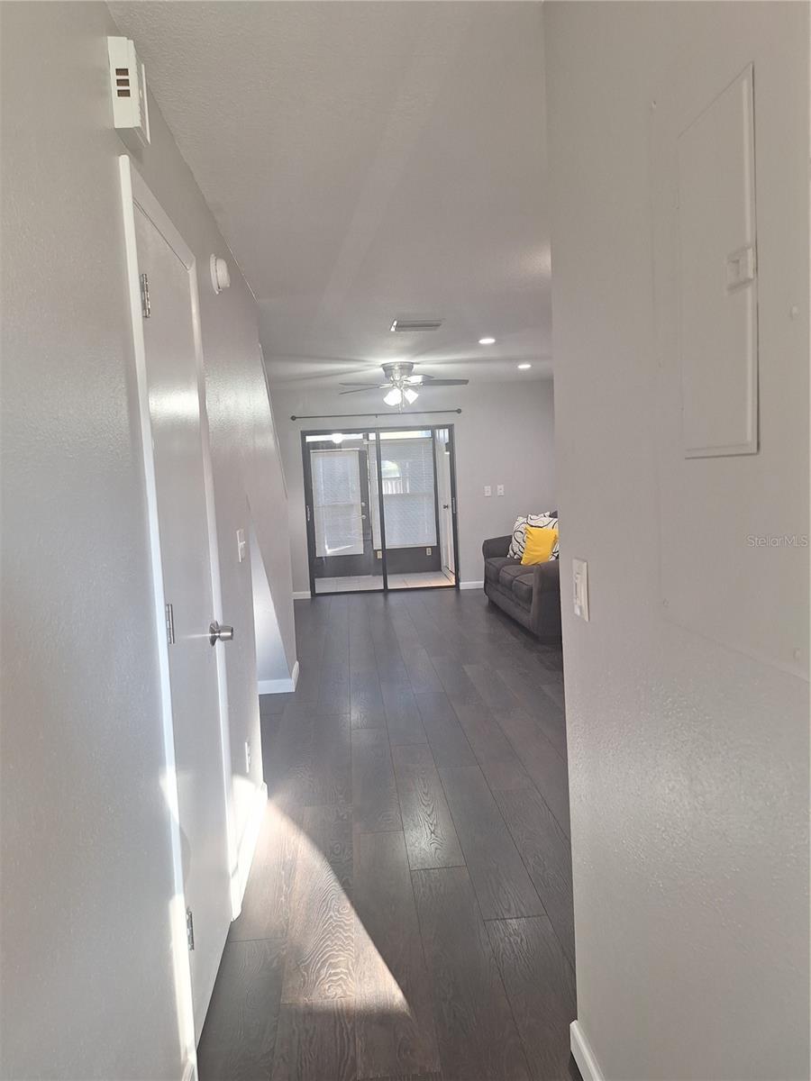 TOWNHOMES OF COUNTRYSIDE - Residential Lease