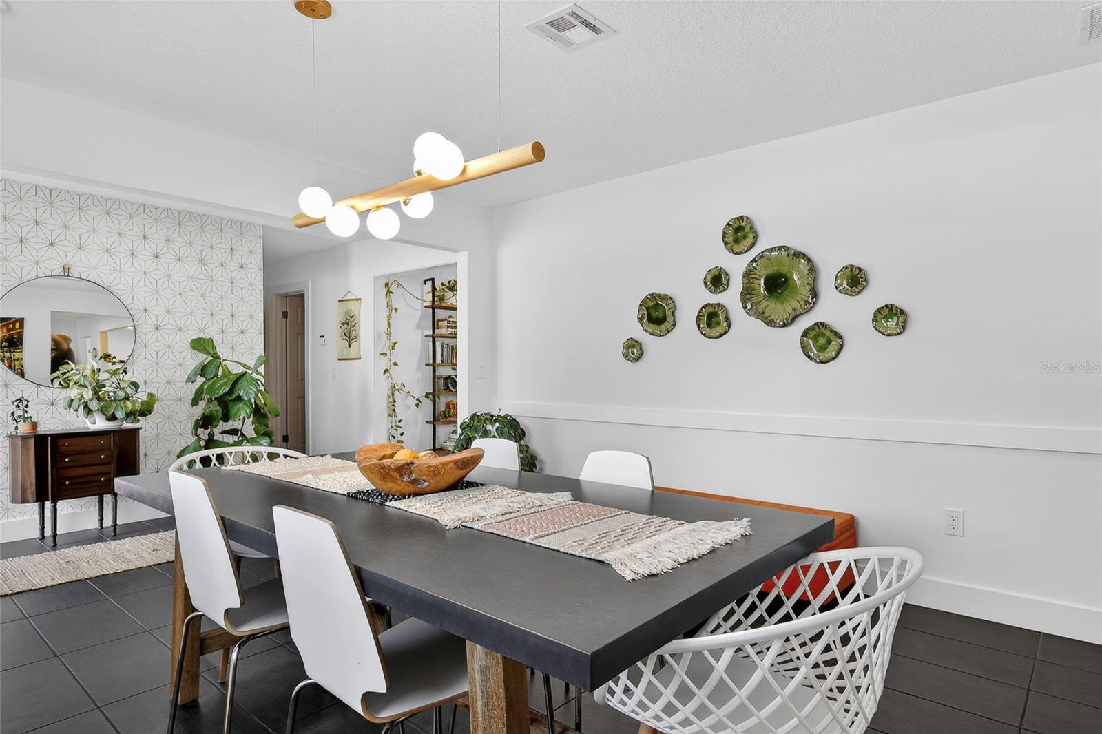 SLEEPY HOLLOW 1ST ADD - Residential