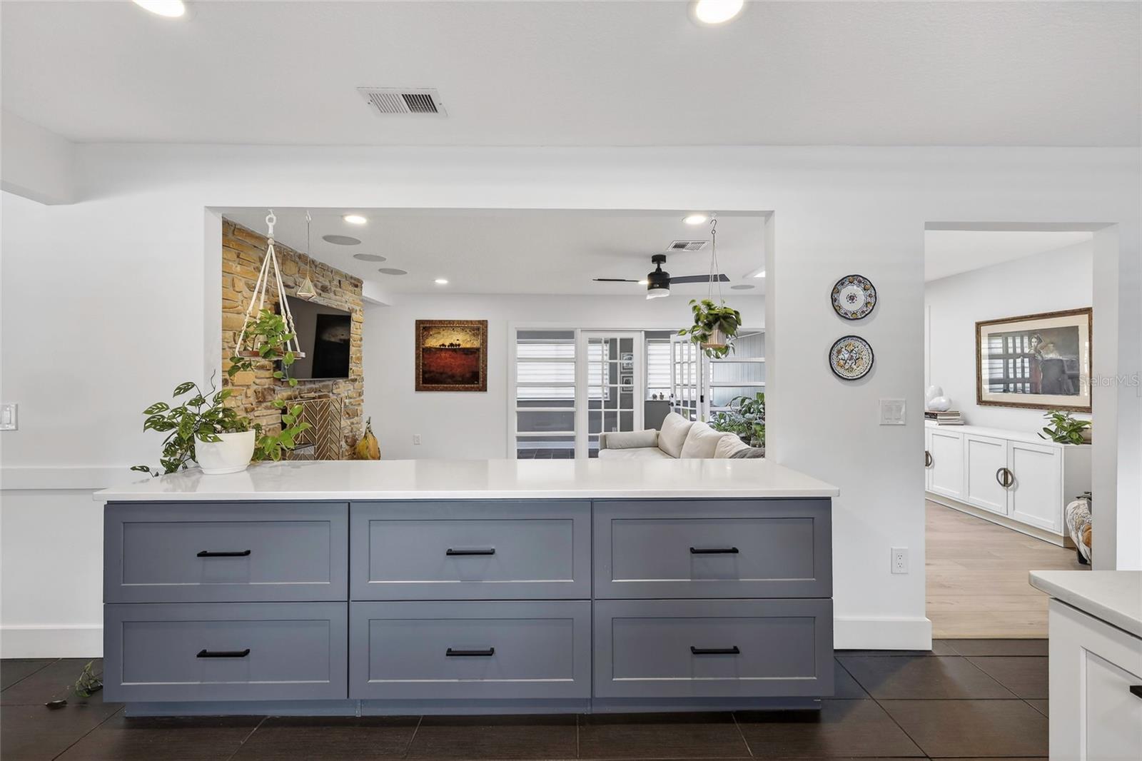 SLEEPY HOLLOW 1ST ADD - Residential