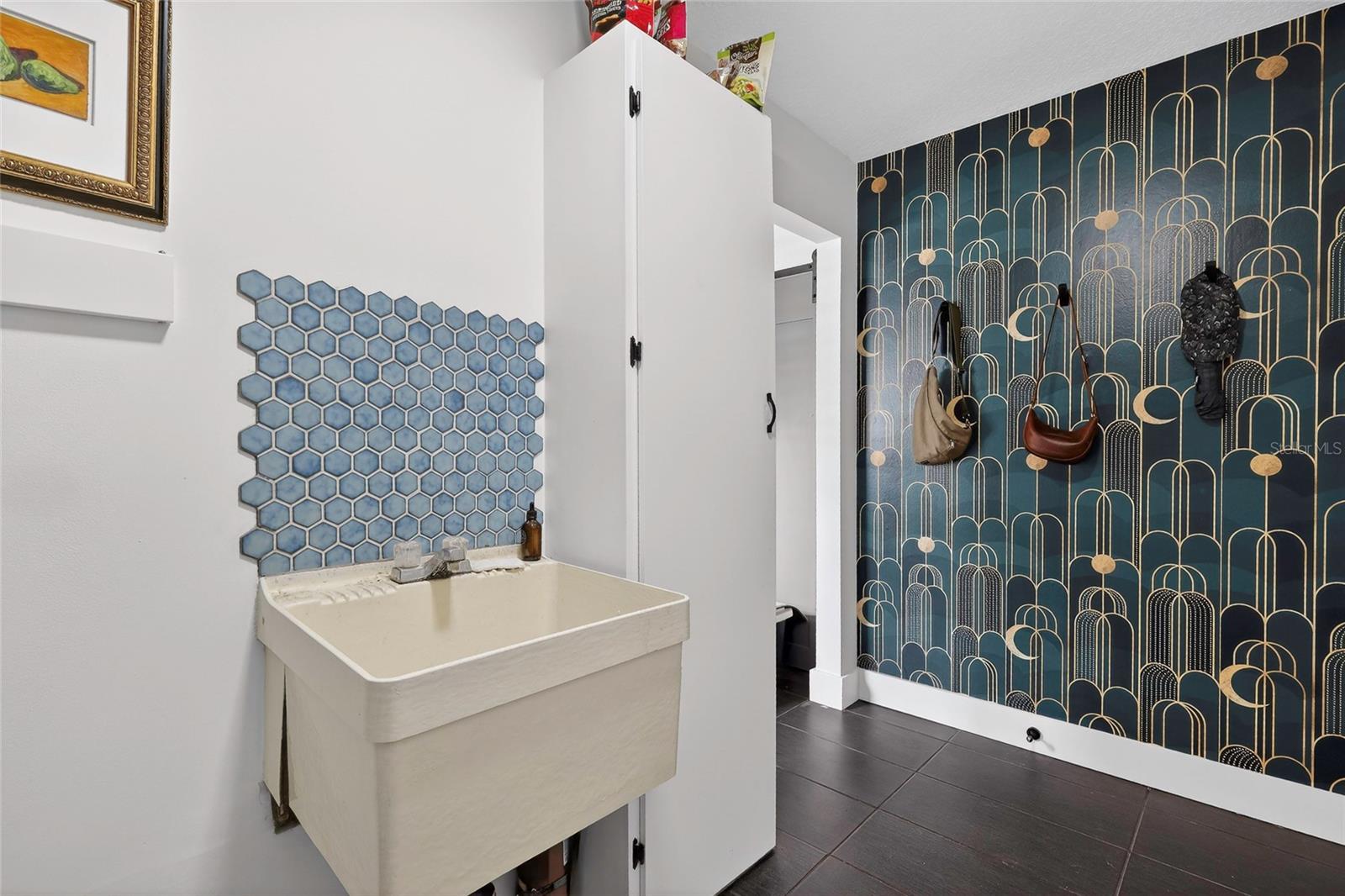 SLEEPY HOLLOW 1ST ADD - Residential