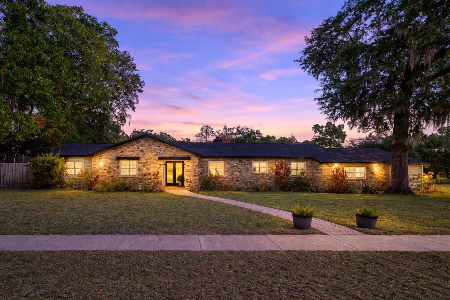 SLEEPY HOLLOW 1ST ADD - Residential