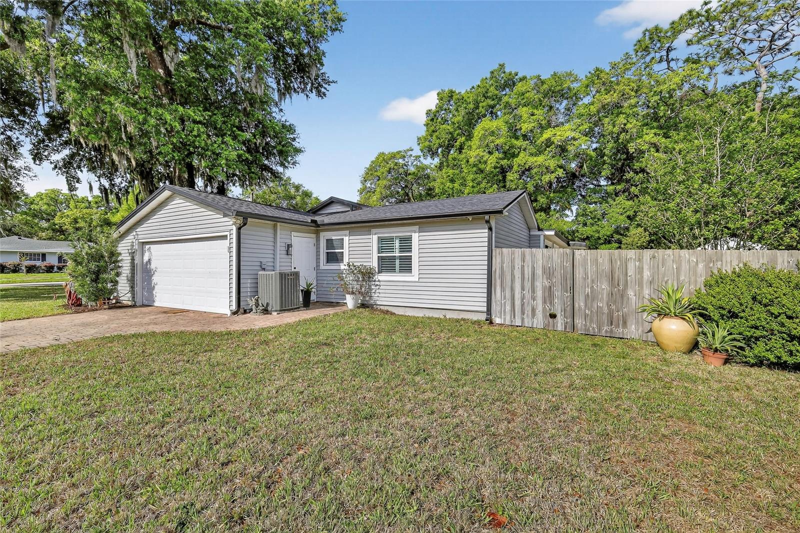 SLEEPY HOLLOW 1ST ADD - Residential