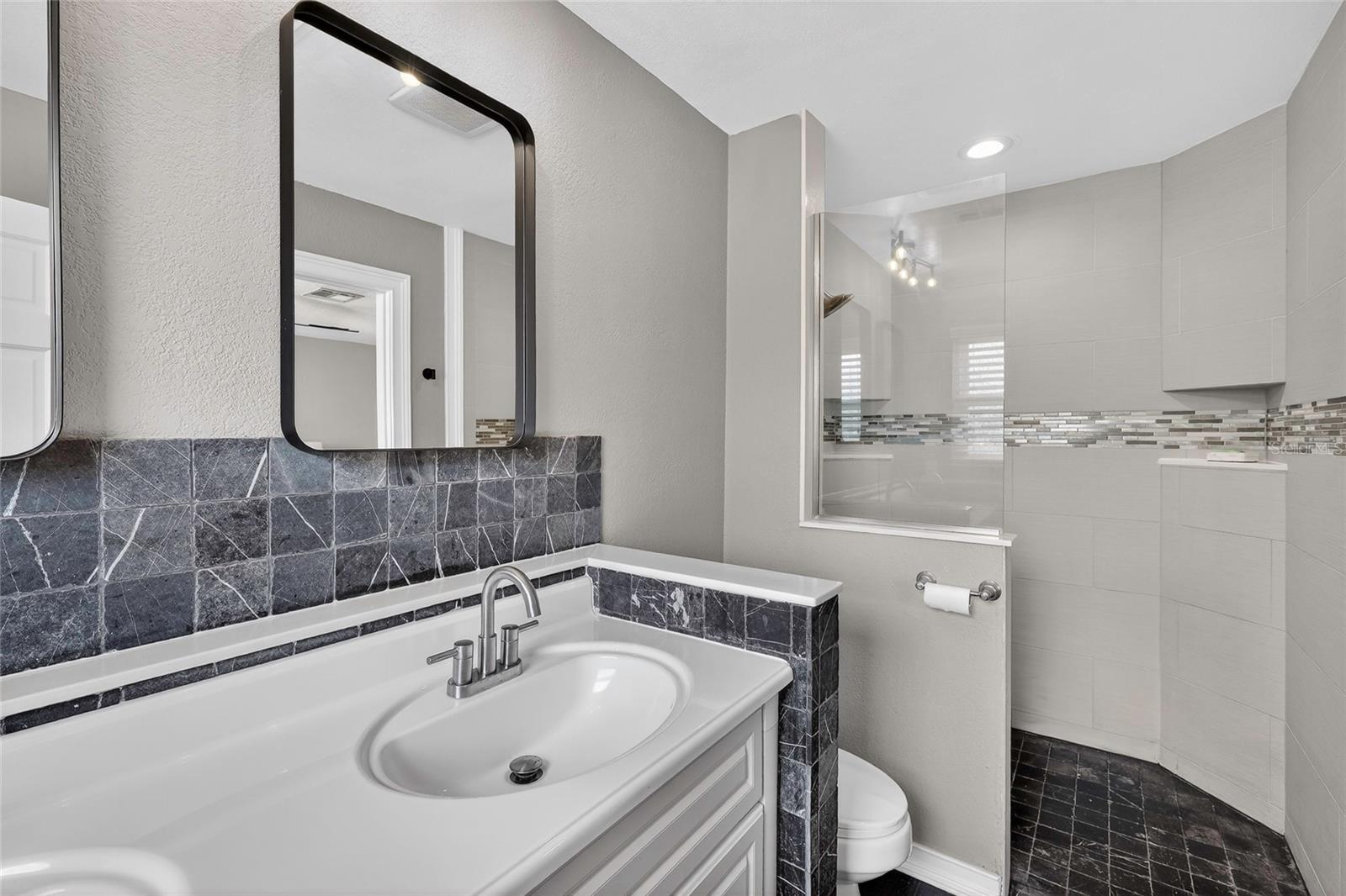 SLEEPY HOLLOW 1ST ADD - Residential