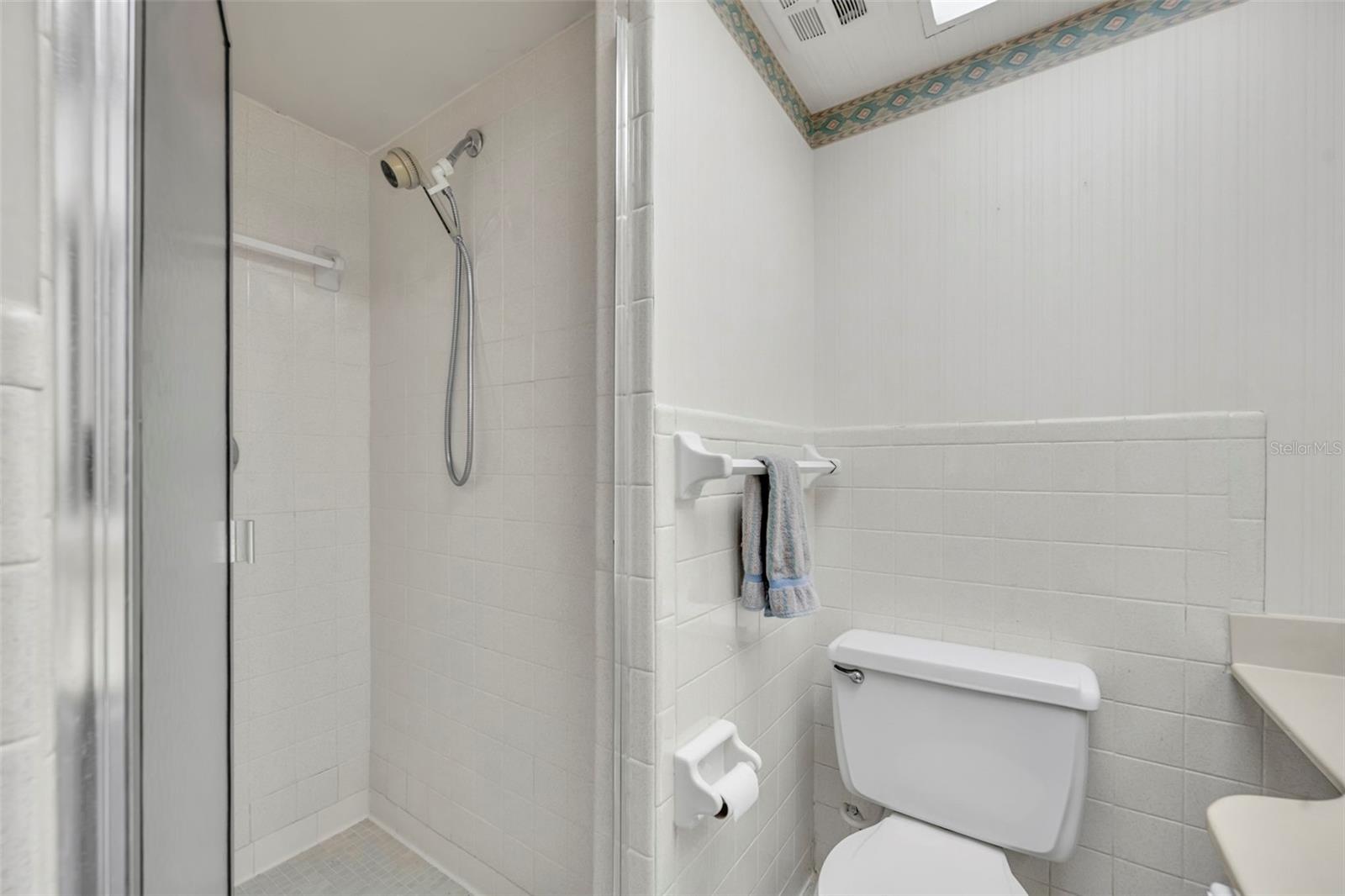 OAK HARBOUR SEC 1 - Residential