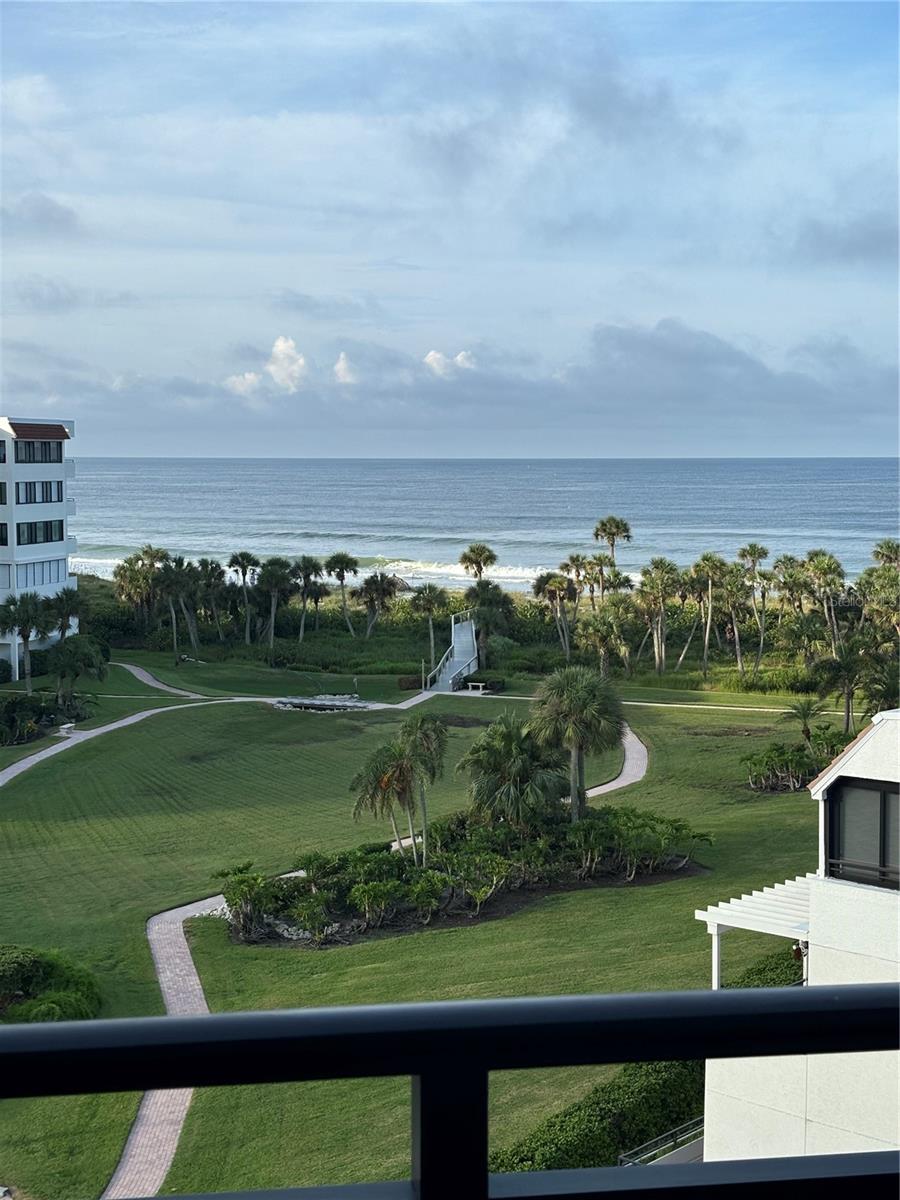 PLAYERS CLUB I - Residential Lease