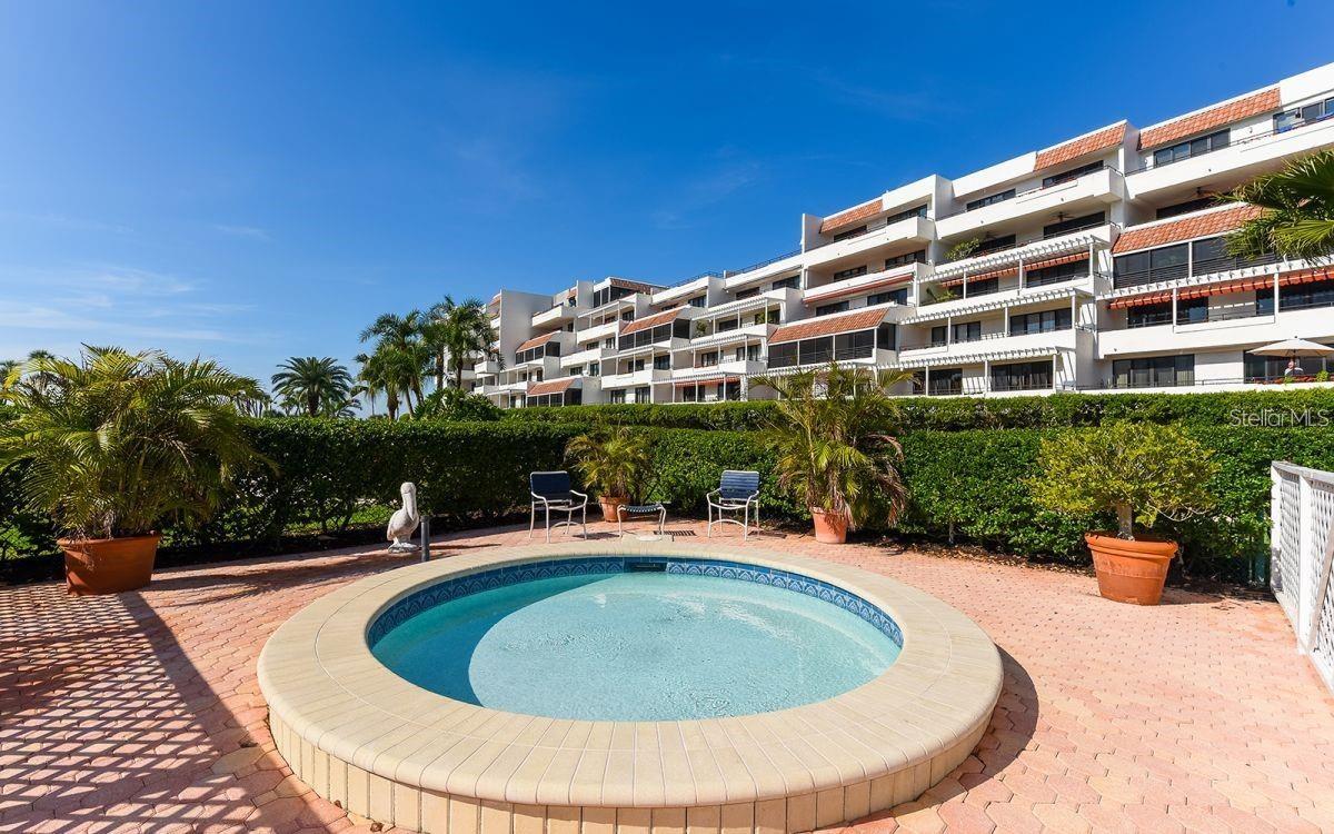 PLAYERS CLUB I - Residential Lease