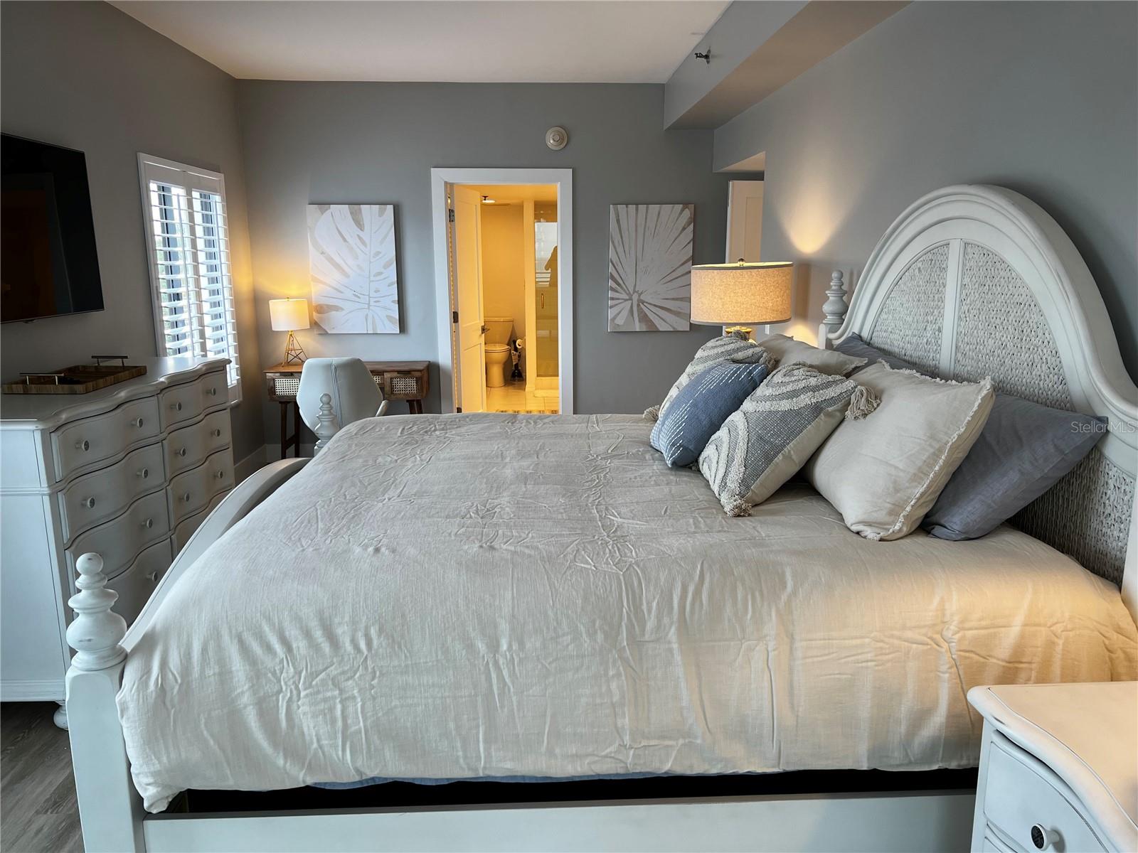 PLAYERS CLUB I - Residential Lease