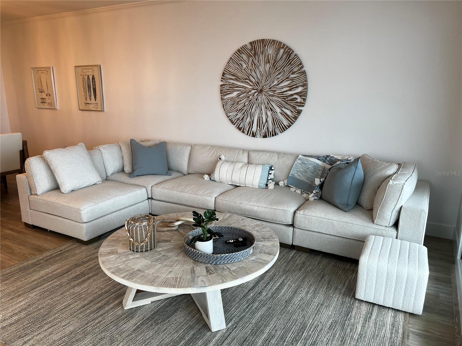 PLAYERS CLUB I - Residential Lease