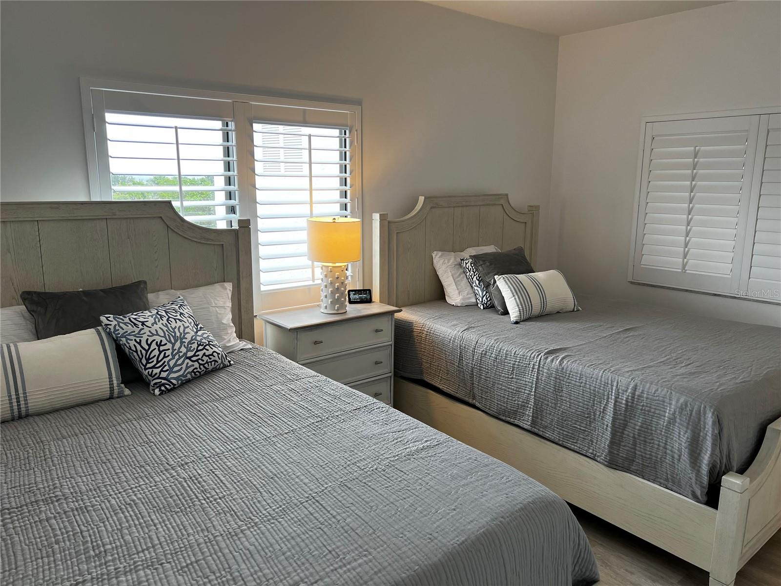 PLAYERS CLUB I - Residential Lease