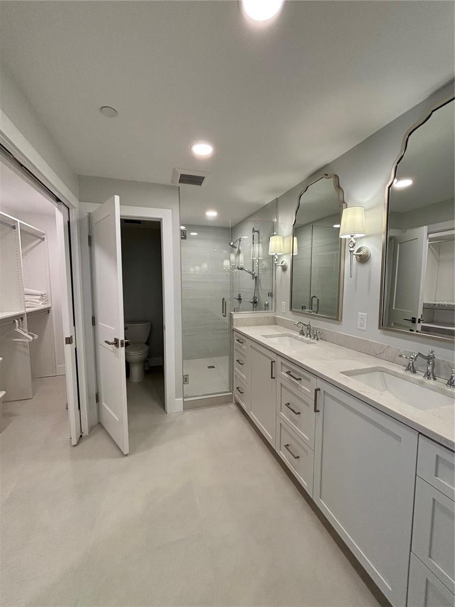 PLAYERS CLUB I - Residential Lease