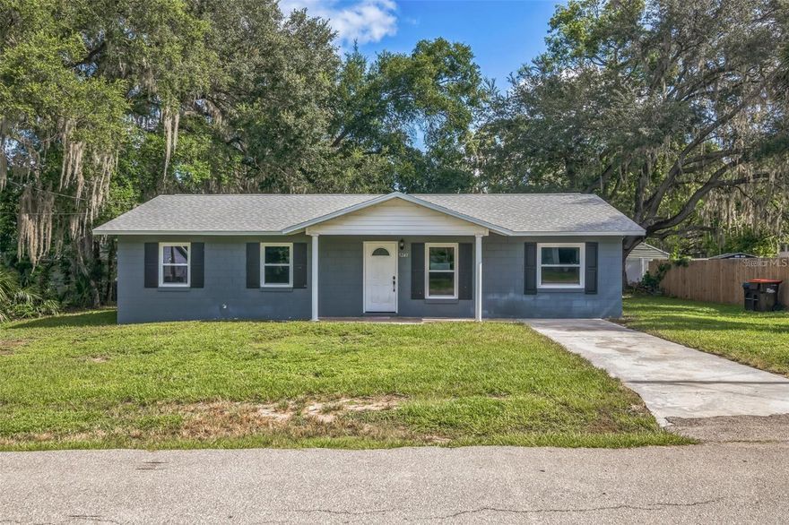 Great location, in the city of Belleview with easy access to shopping, restaurants, parks and schools. This charming 3 bedroom 2 full baths has a lot of potential for anyone wanting an affordable home with little or no renovations. This home sits on a nice lot with private back yard with beautiful trees and patio area, quiet street with well maintained homes. Inside laundry, plenty of storage closets, open living room dinning combo, tile back splash and sit at breakfast bar. Perfect for first time home buyers, downsizers or investors seeking rental property. Pay attention the roof is approx 2 years old and this home has a new HVAC and Hot Water Heater also. That's great peace of mind.