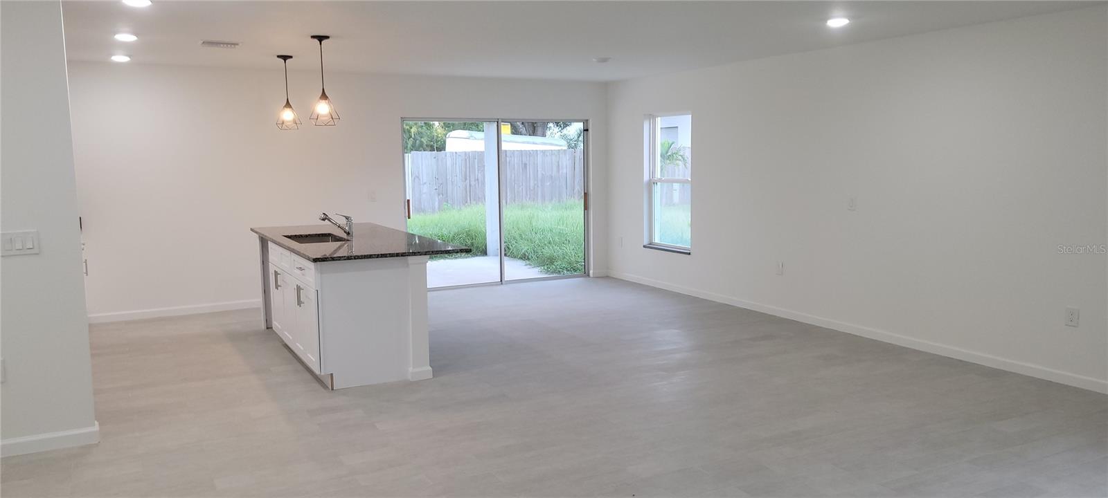 PORT CHARLOTTE SUB 09 - Residential Lease