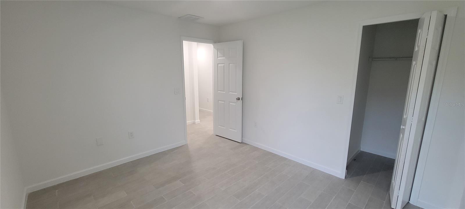 PORT CHARLOTTE SUB 09 - Residential Lease