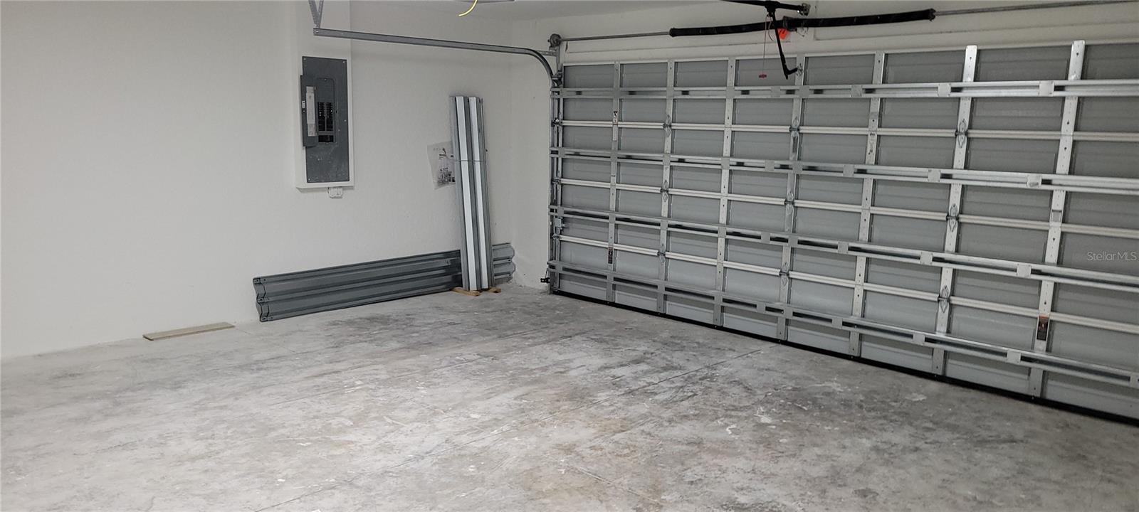 PORT CHARLOTTE SUB 09 - Residential Lease