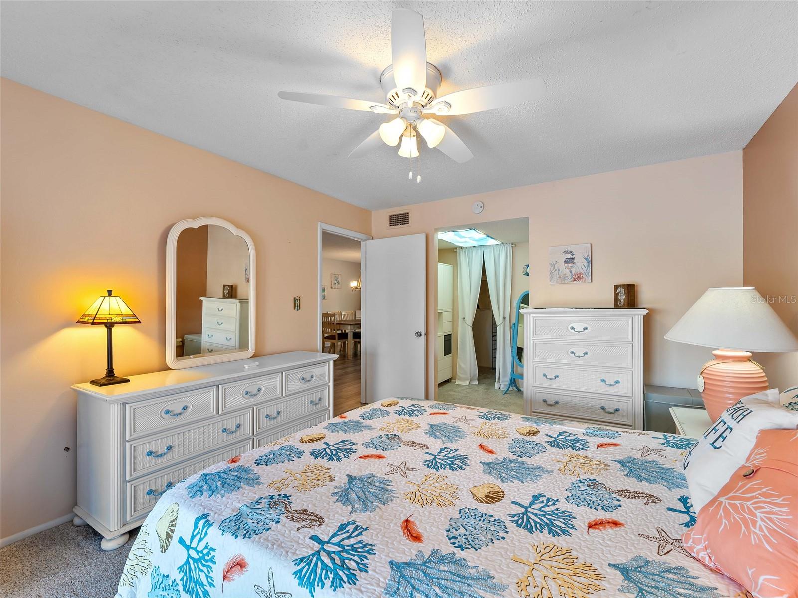 BAYSHORE ON THE LAKE APTS III SEC2 - Residential