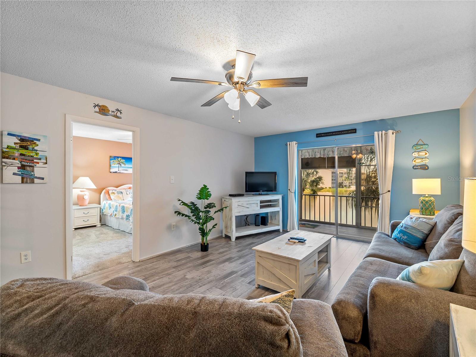 BAYSHORE ON THE LAKE APTS III SEC2 - Residential