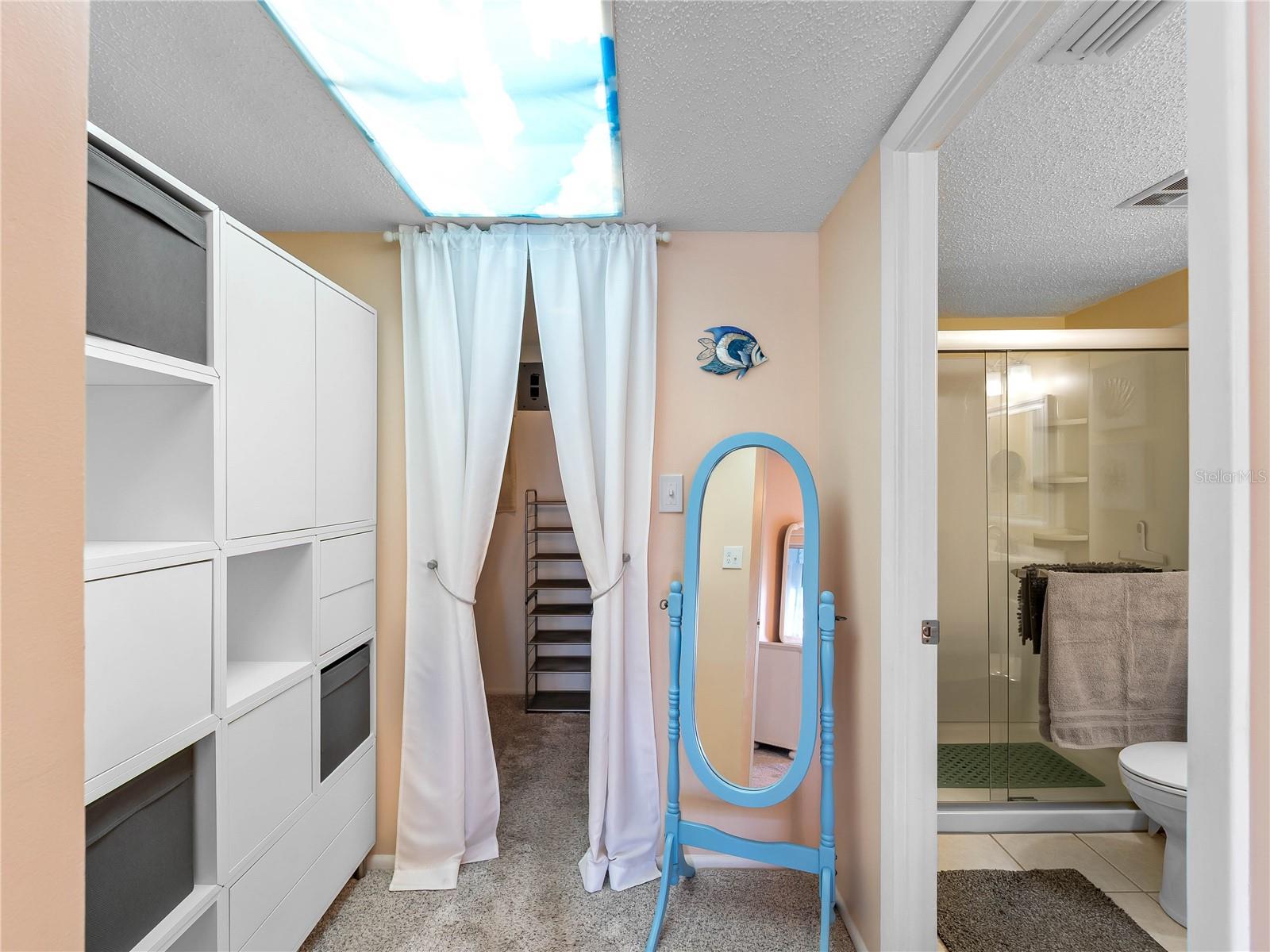 BAYSHORE ON THE LAKE APTS III SEC2 - Residential