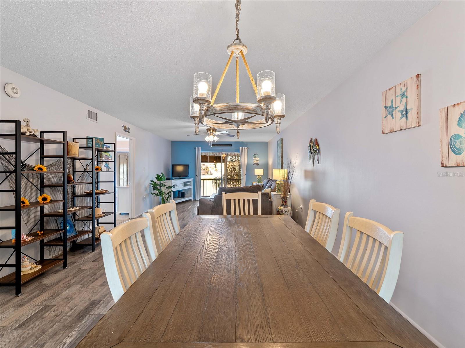 BAYSHORE ON THE LAKE APTS III SEC2 - Residential