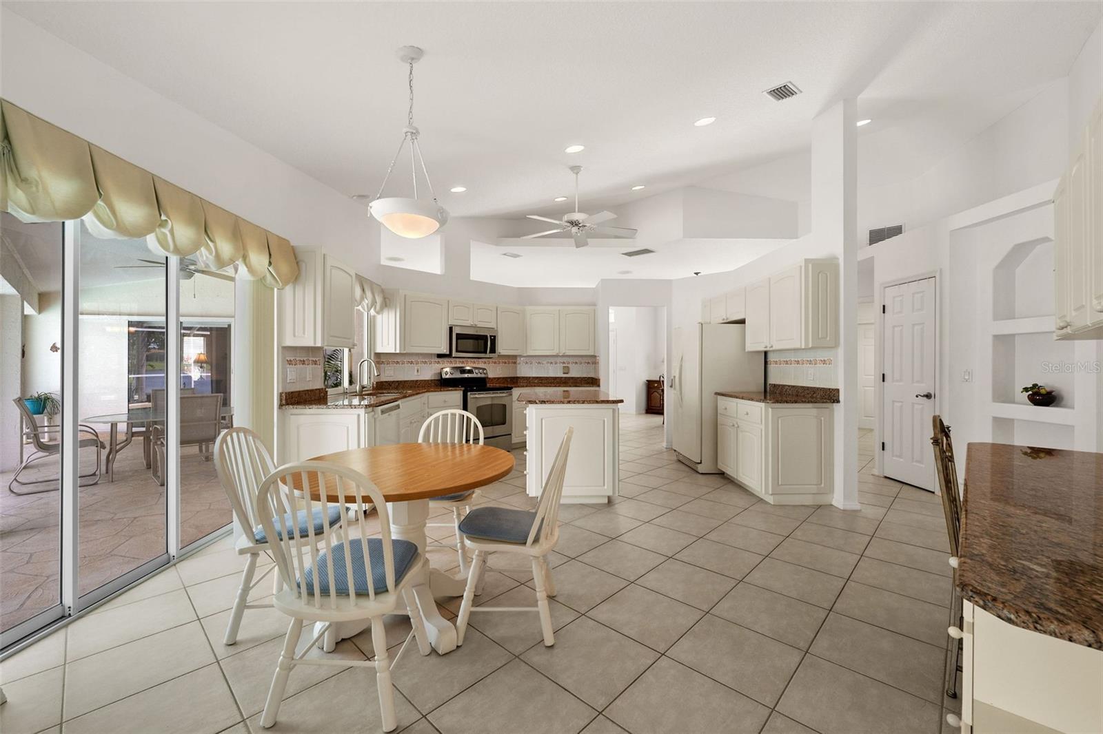 Photo 11 of 33 of 137 ROBINA STREET house