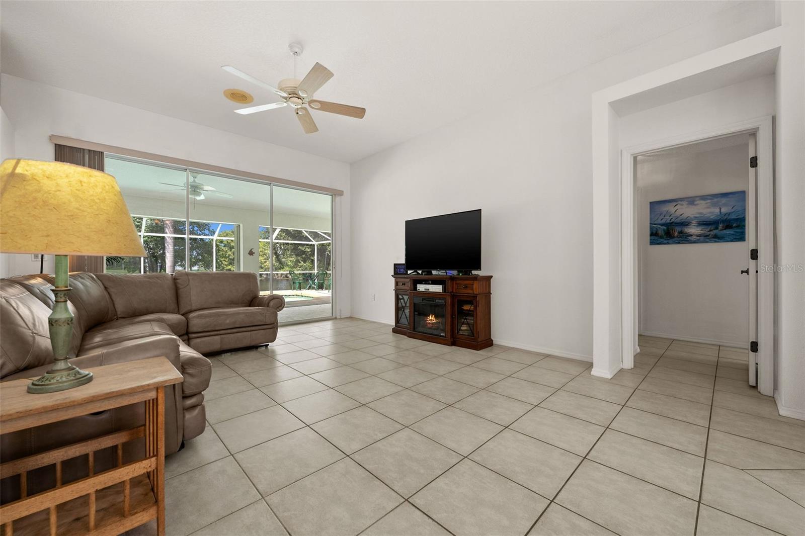 Photo 7 of 33 of 137 ROBINA STREET house
