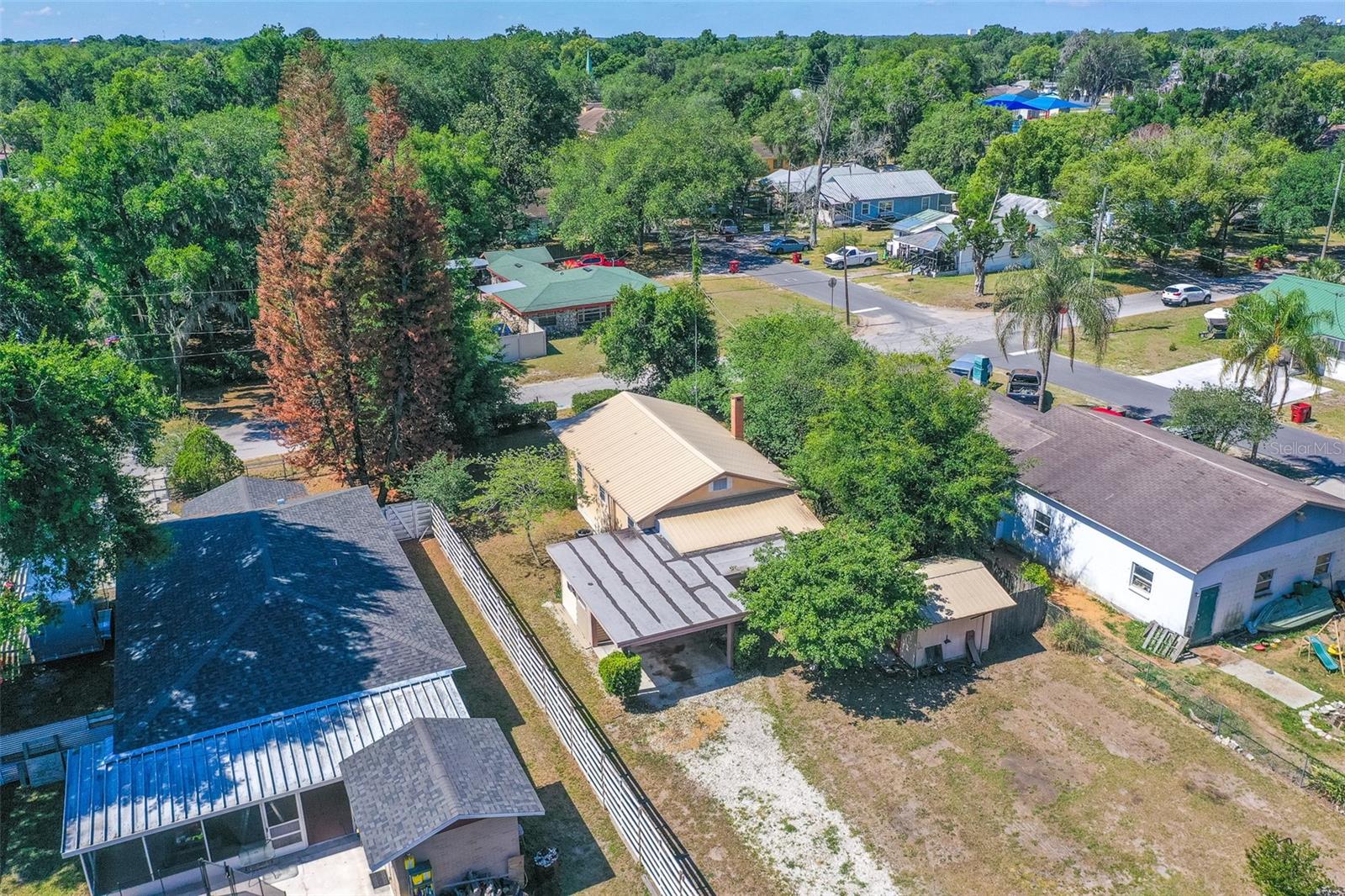 DIXIE GARDENS - Residential