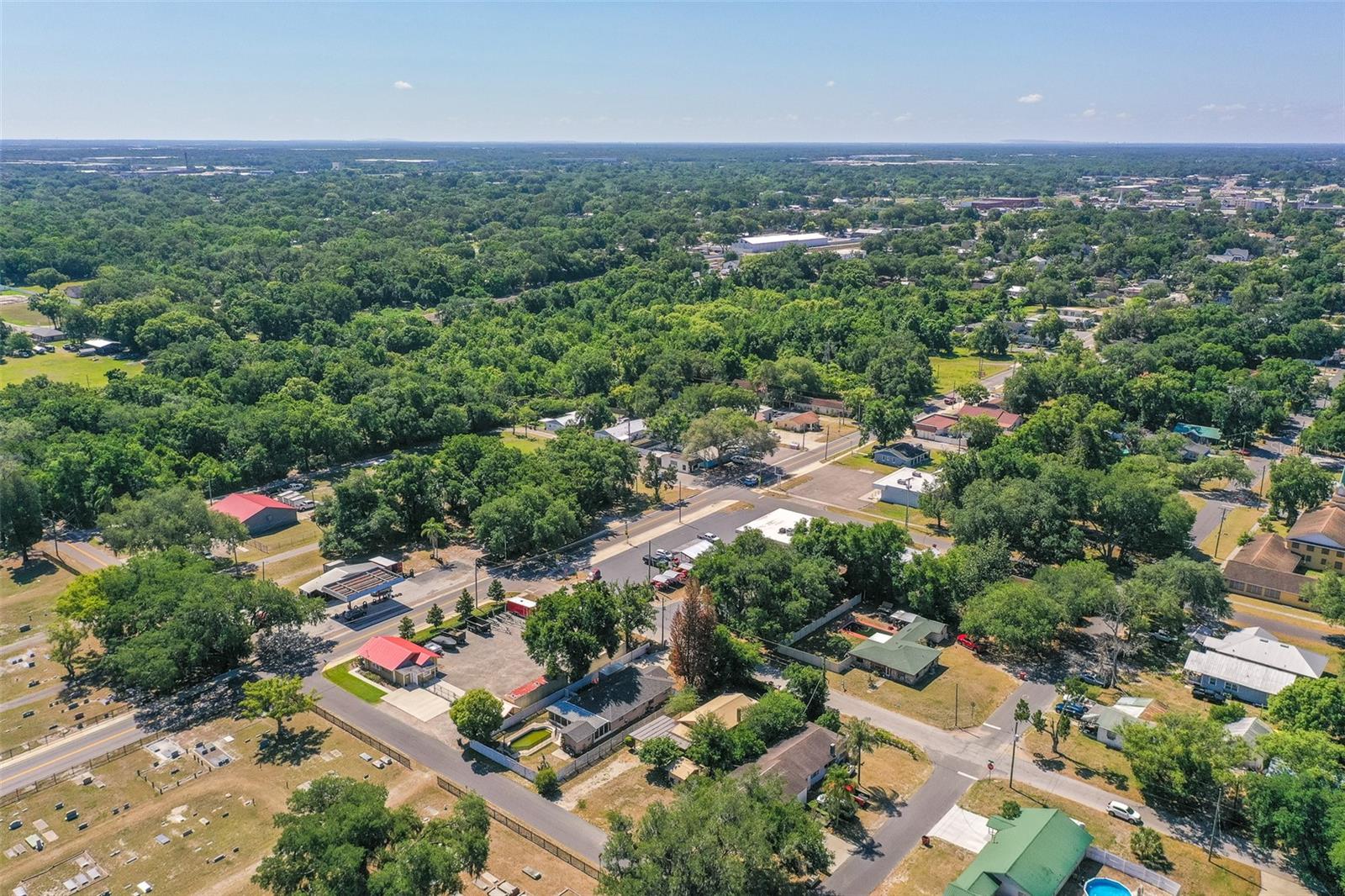 DIXIE GARDENS - Residential