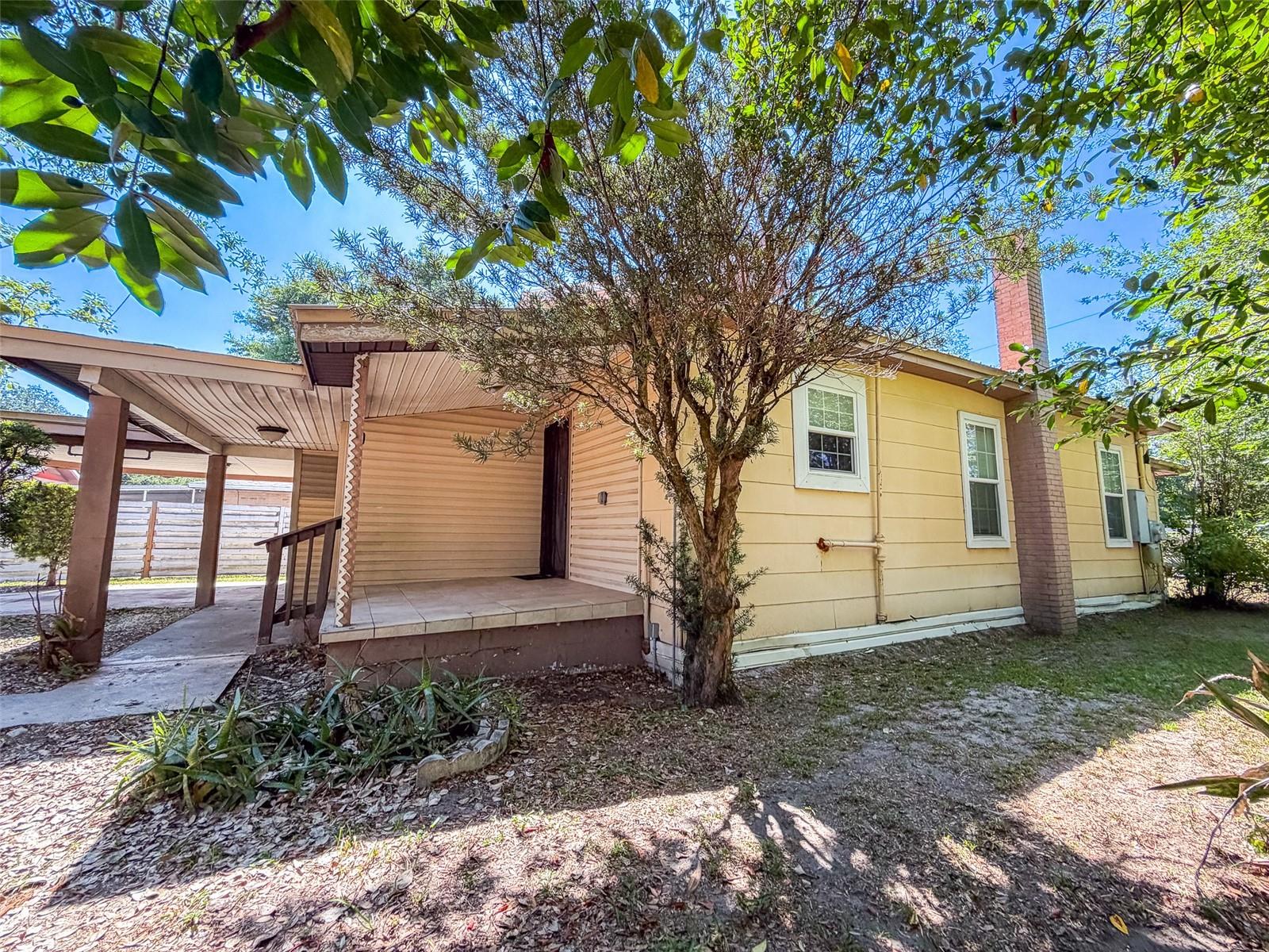 DIXIE GARDENS - Residential