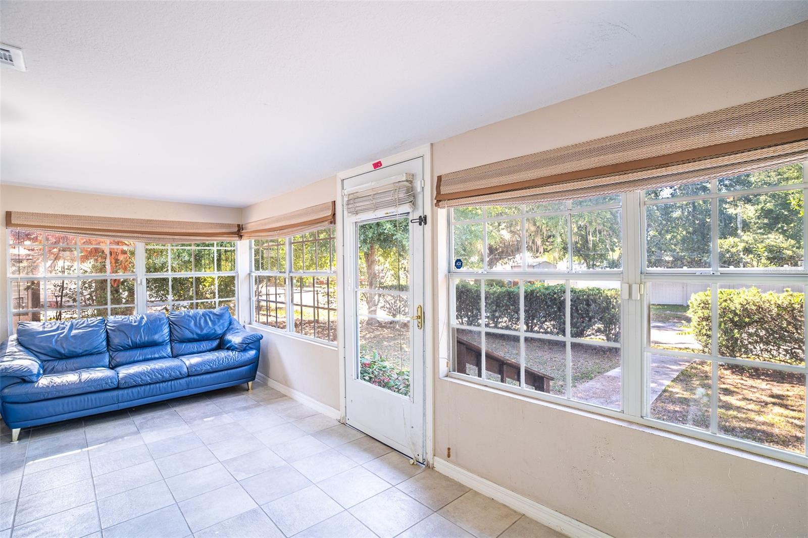 DIXIE GARDENS - Residential