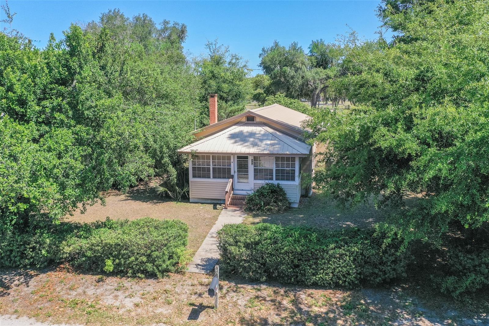 DIXIE GARDENS - Residential