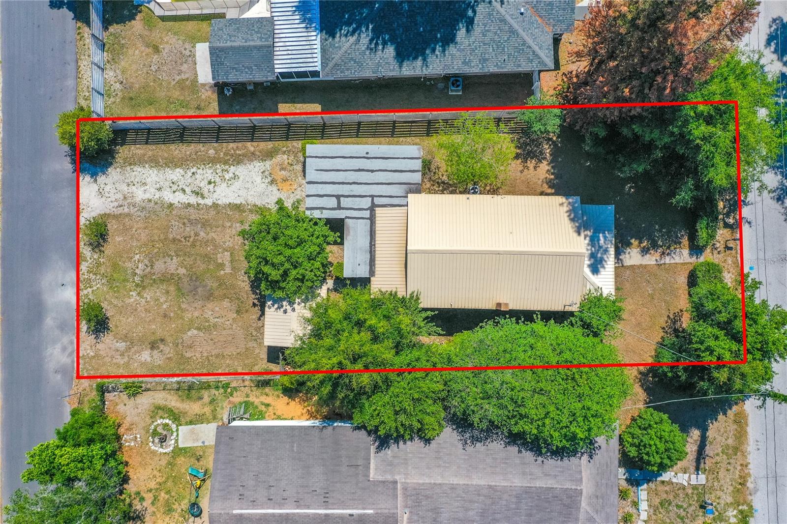 DIXIE GARDENS - Residential