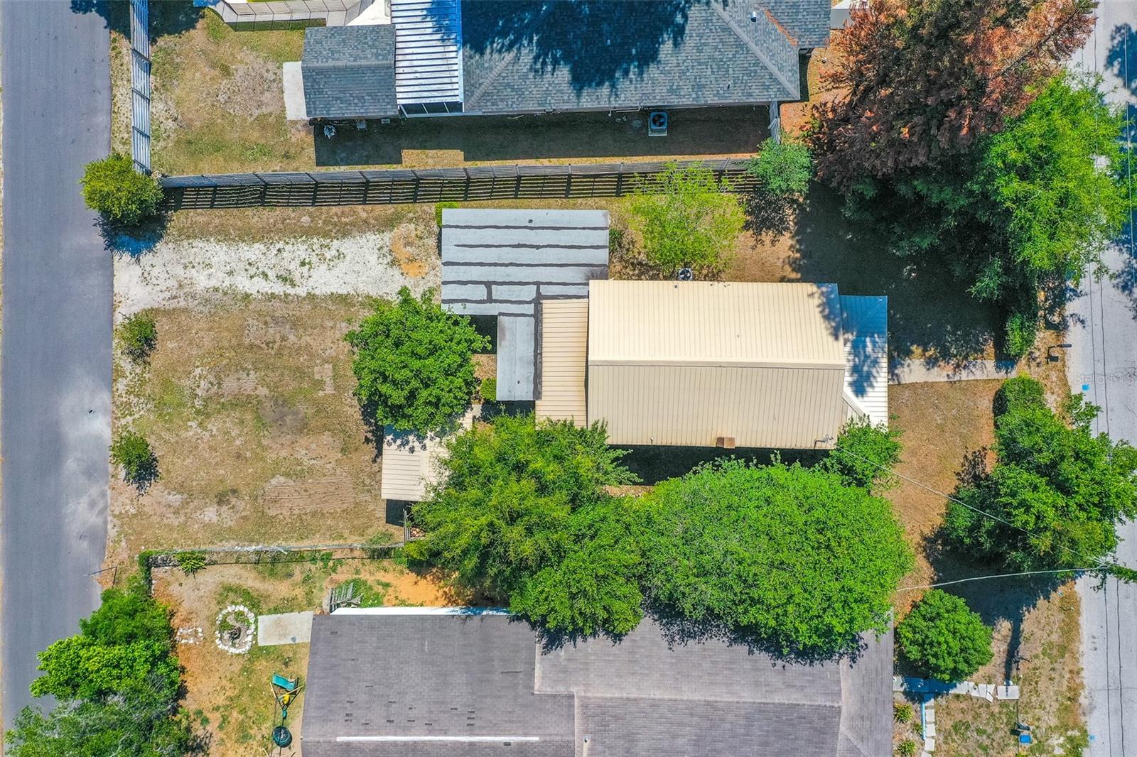 DIXIE GARDENS - Residential