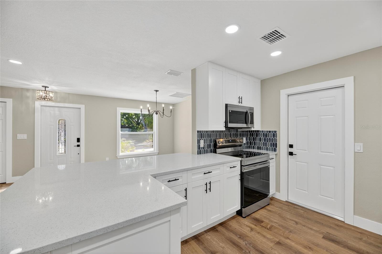 THE GROVES NORTH - Residential