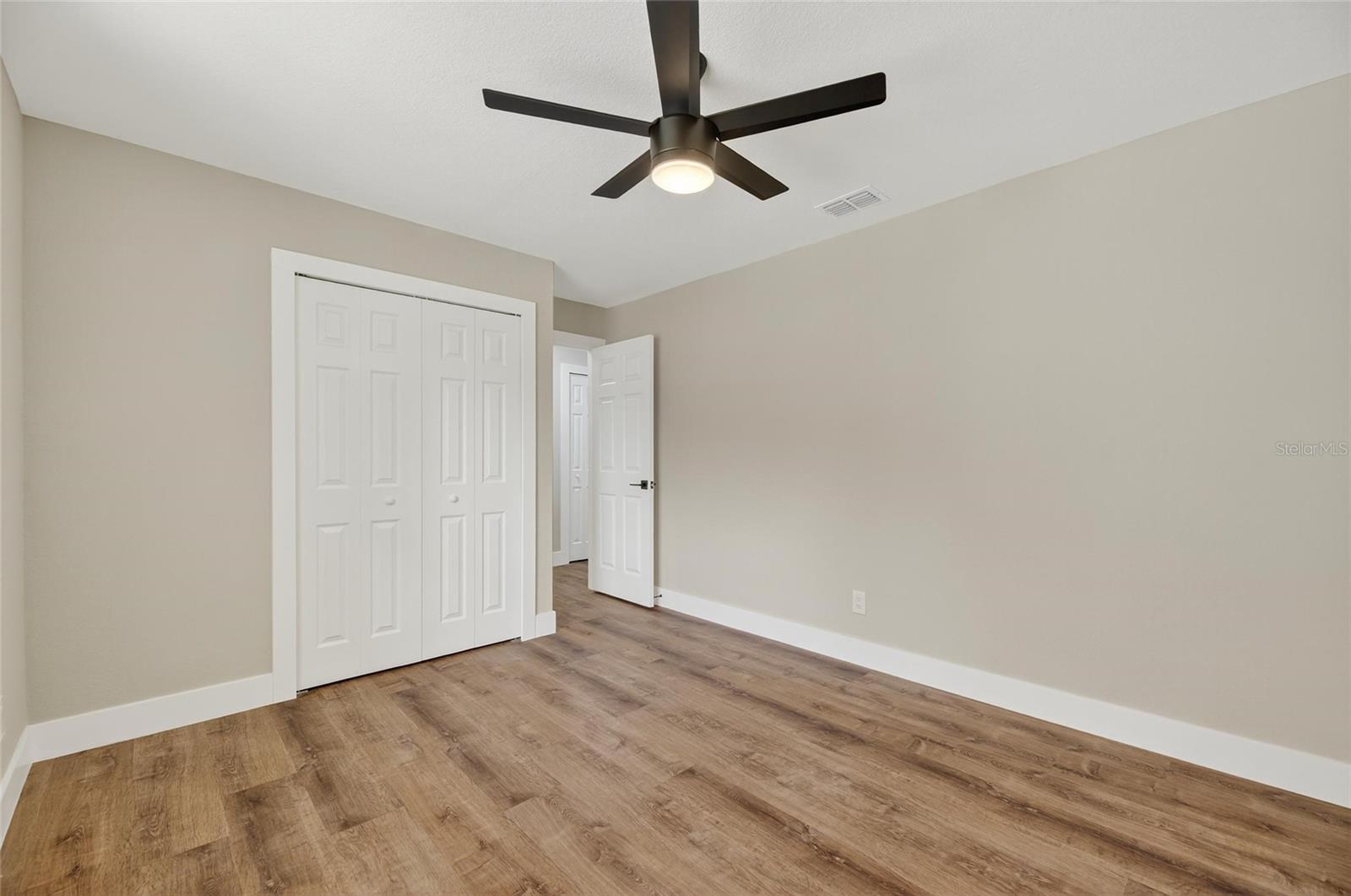 THE GROVES NORTH - Residential