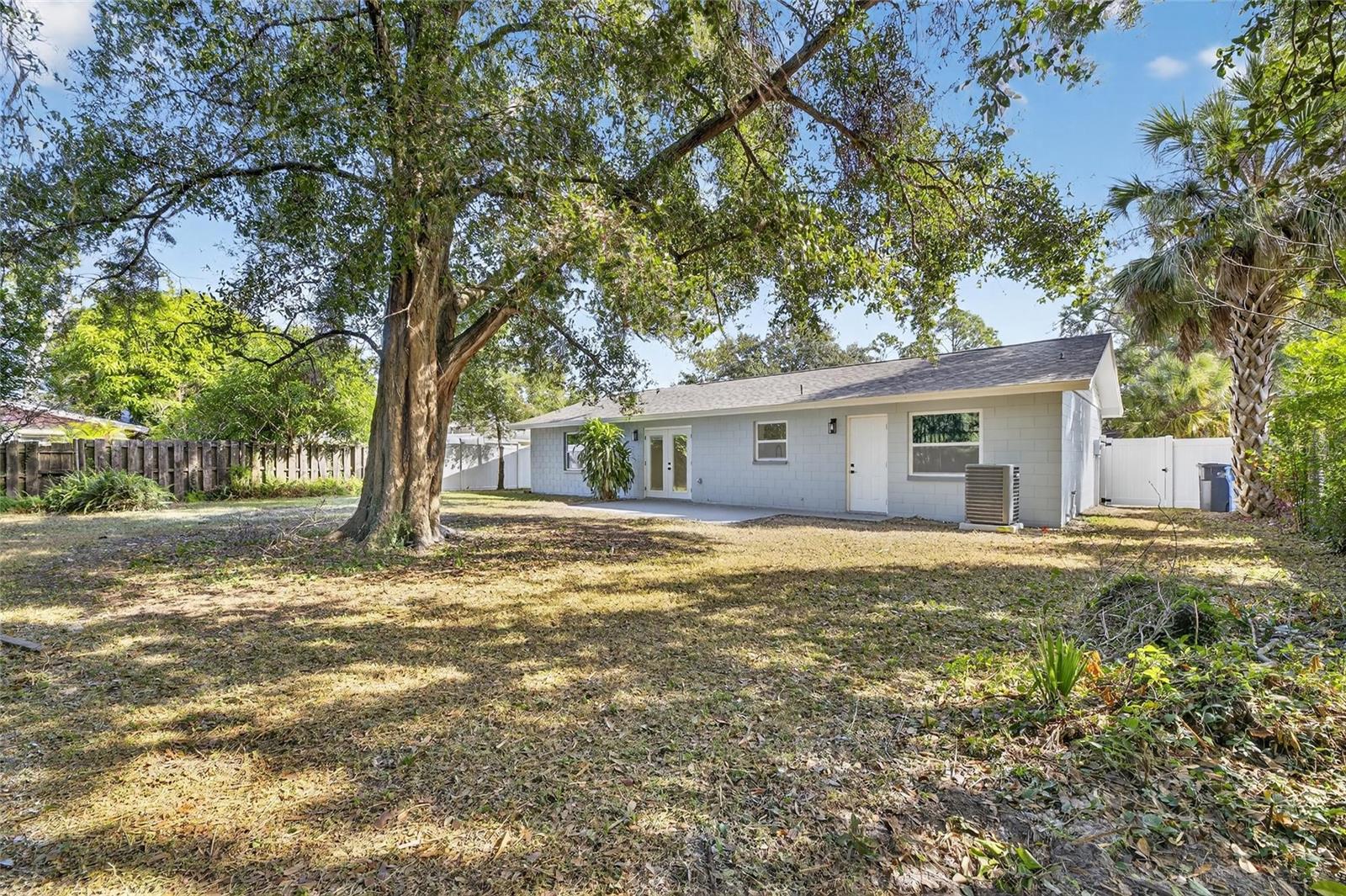 THE GROVES NORTH - Residential