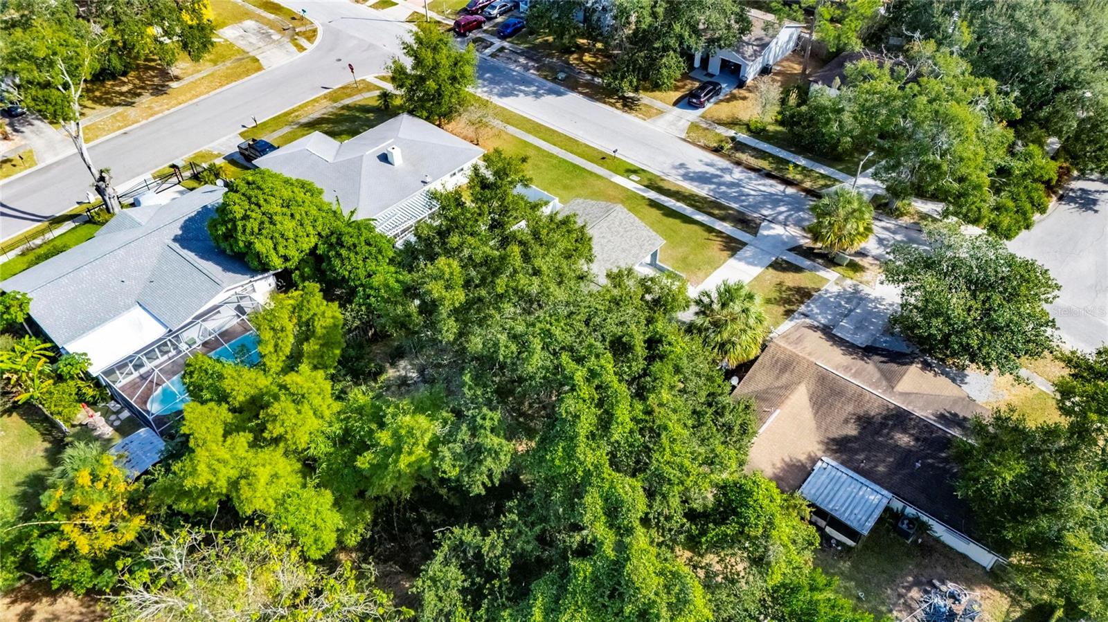 THE GROVES NORTH - Residential