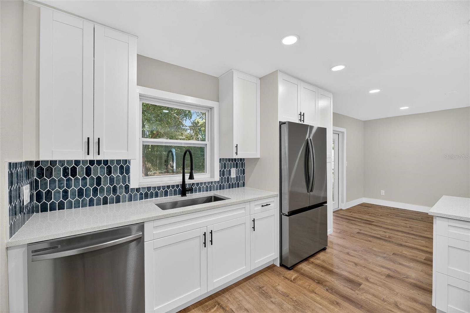 THE GROVES NORTH - Residential