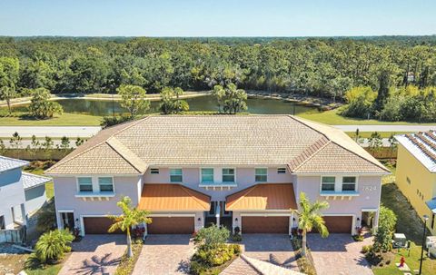 7730 HIDDEN CREEK LOOP 101 LAKEWOOD RANCH FL 34202