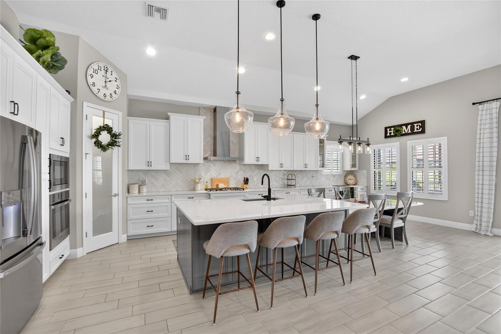 HAWKS FERN - Residential