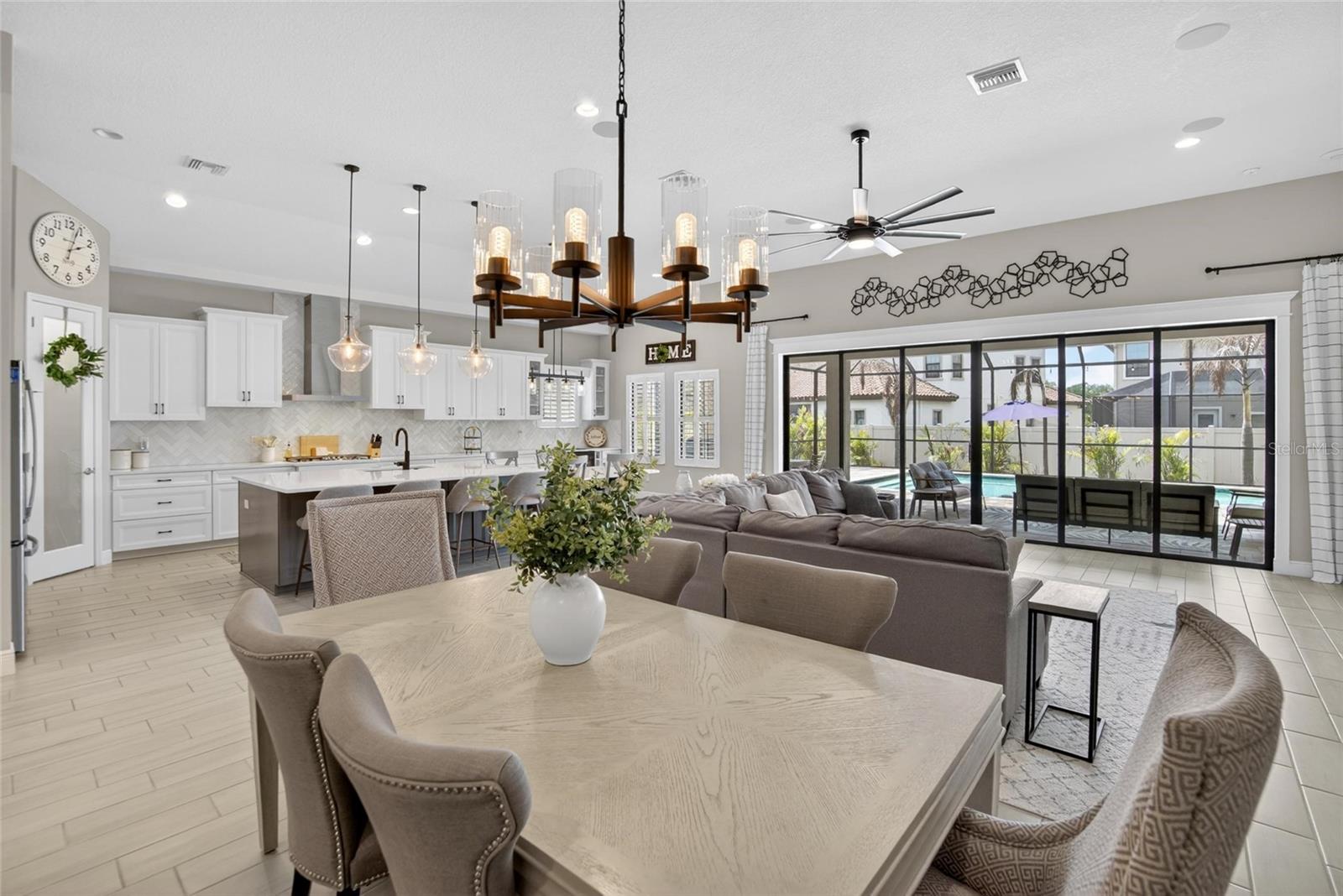 HAWKS FERN - Residential