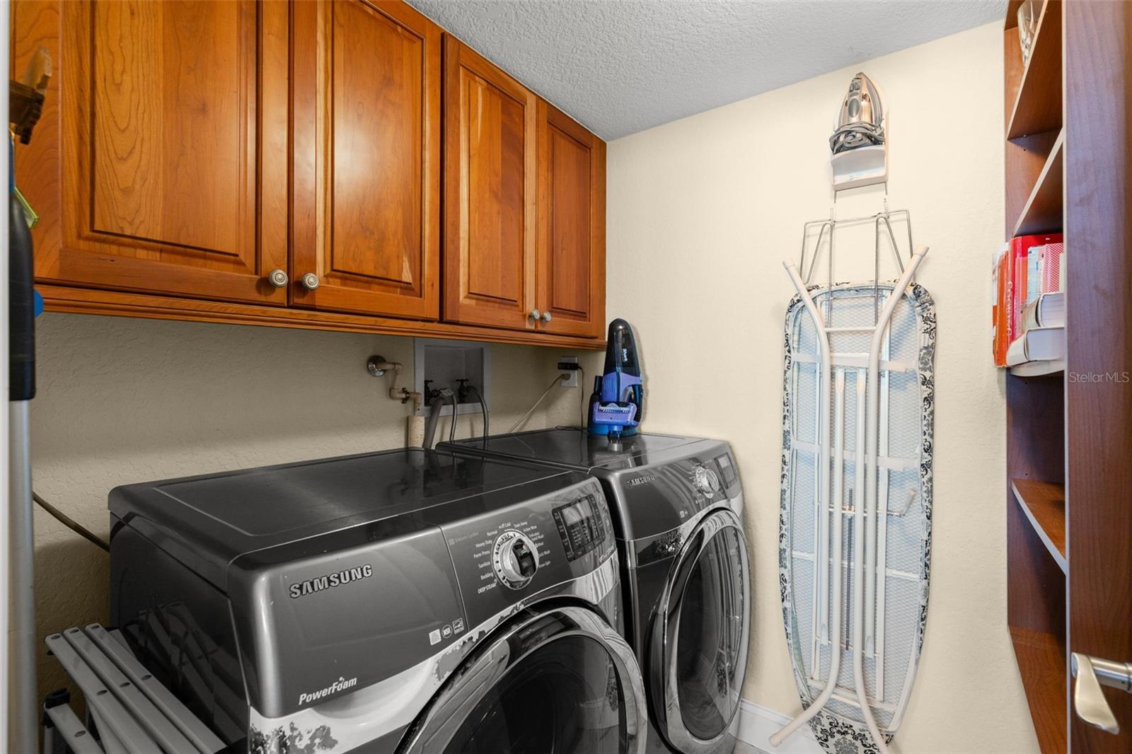 ISLA KEY CONDO - Residential Lease